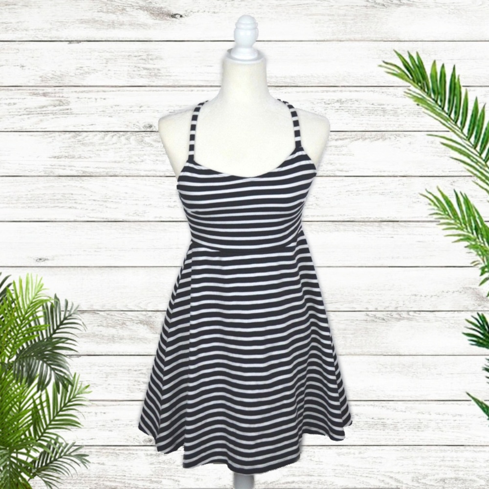 2/$15 Old Navy Black/White Striped Skater Dress - Picture 1 of 4